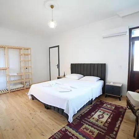 Konyaaltinda Tatil Evimiz Apartment